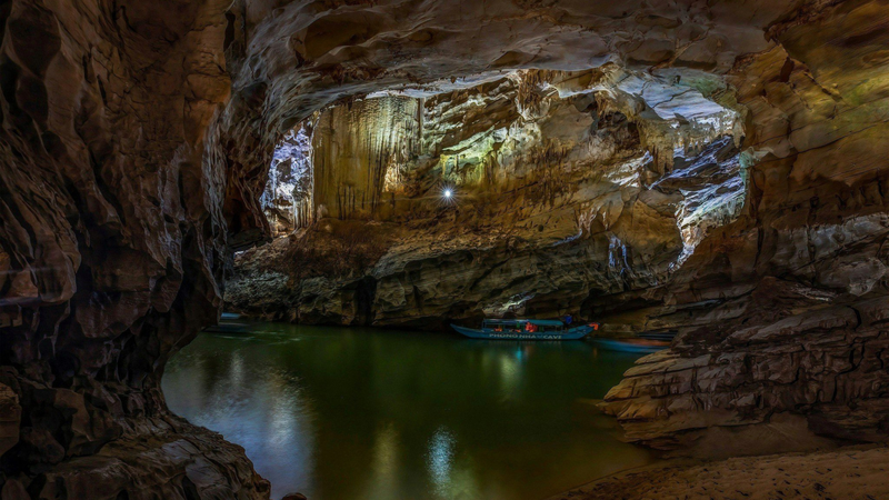 Visit Paradise Cave - Phong Nha Cave (6)
